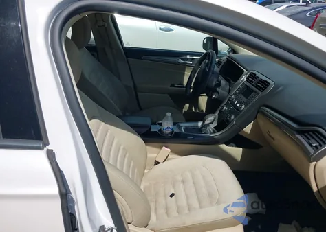 2013 Ford Fusion Se из США, поврежденный, VIN 3FA6P0HRXDR367184